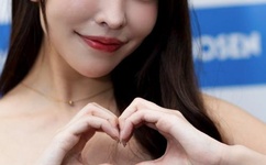 西方37大但人文艺术A管张晓